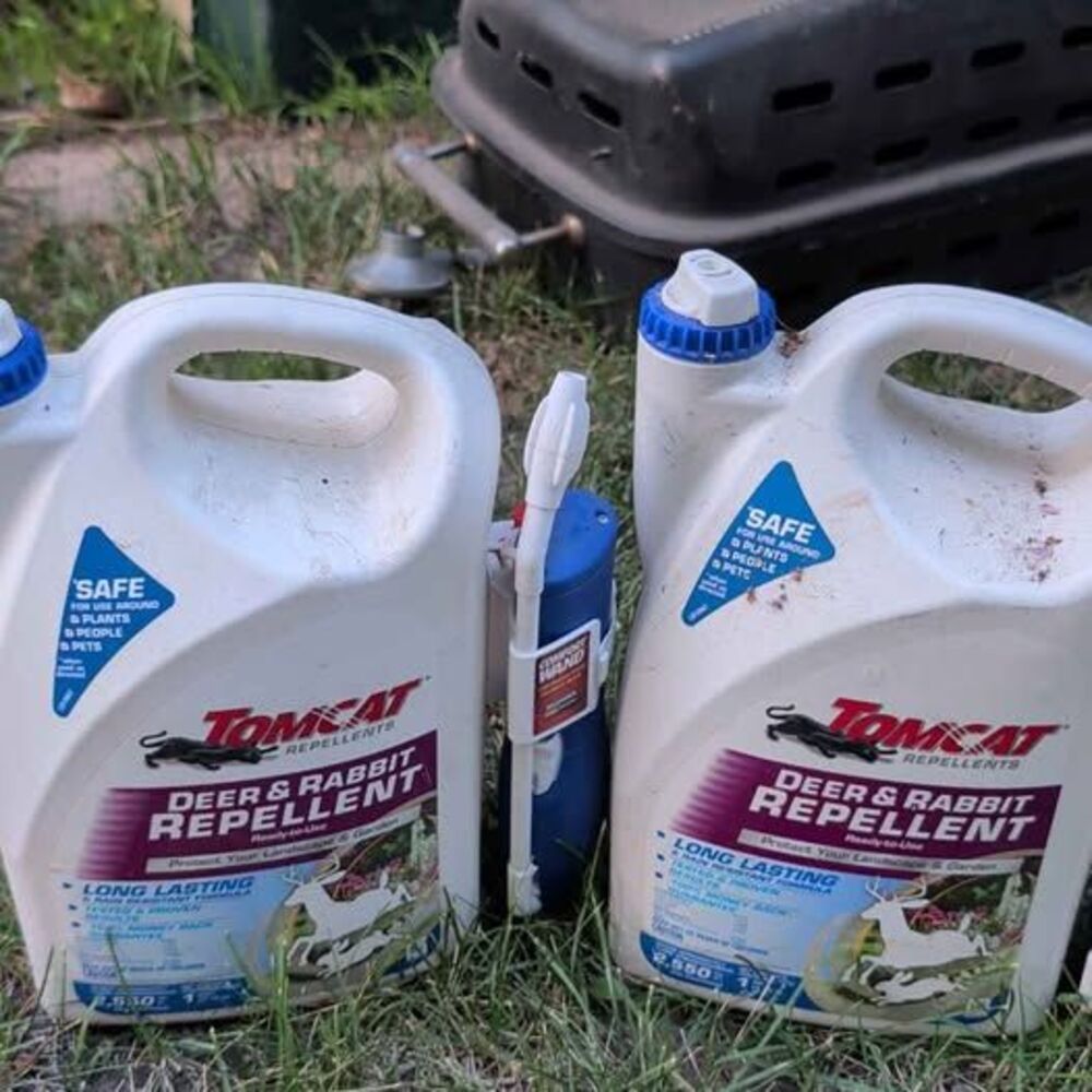 Deer and Rabbit repellent - New